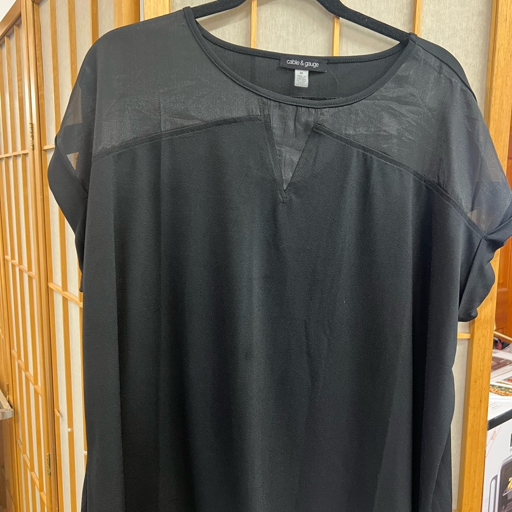 Cable & Gauge Black Short-Sleeve Sheer Yoke Tee